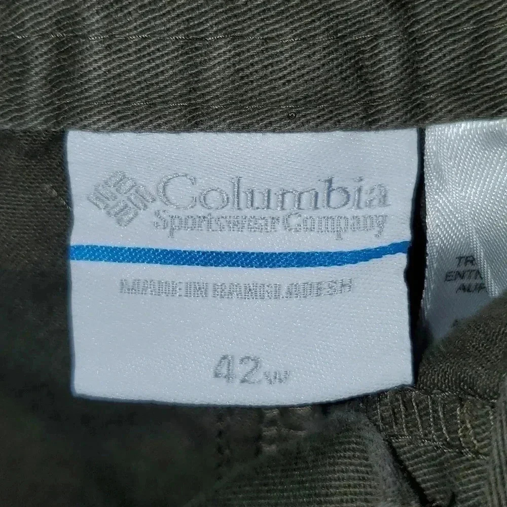 Columbia Shorts Cargo Army Green Size 42 - Picture 11 of 13